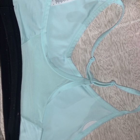 Nike Sports Bra - Picture 2 of 3